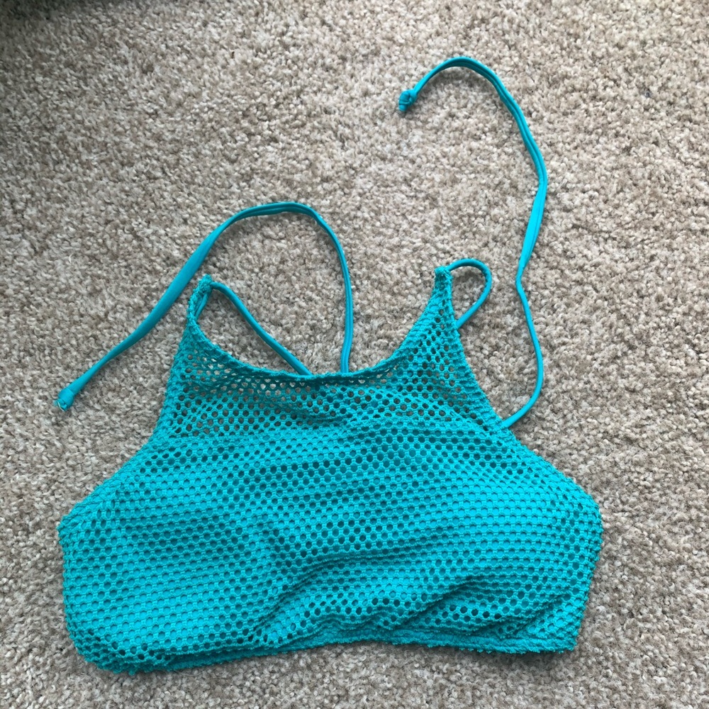 ON SALE | Roxy Bathing Suit Top
